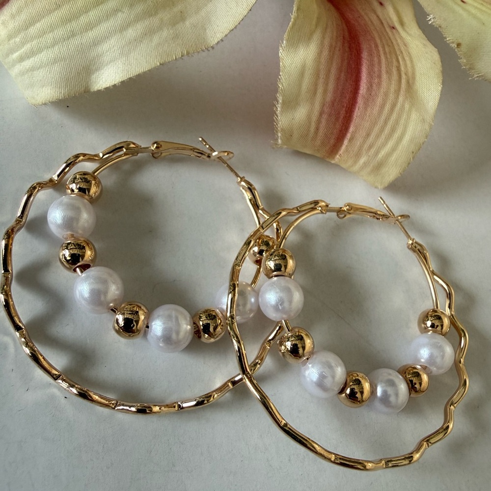NWT Large Hoop Pearl Earrings.